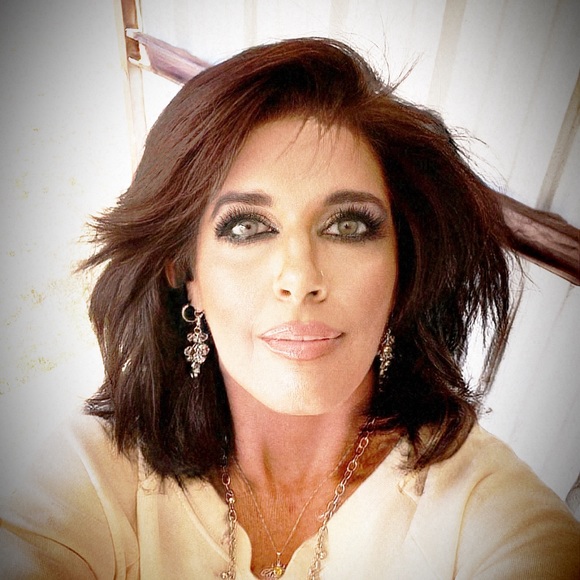 Meet your Posher, Keri - Picture 15 of 15